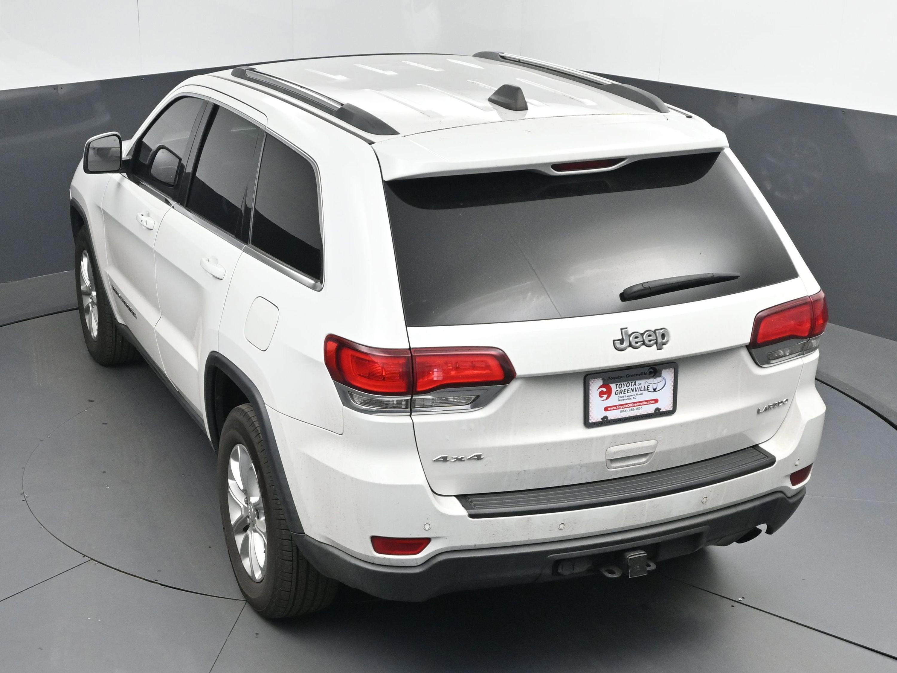 Used 2021 Jeep Grand Cherokee Laredo image 35