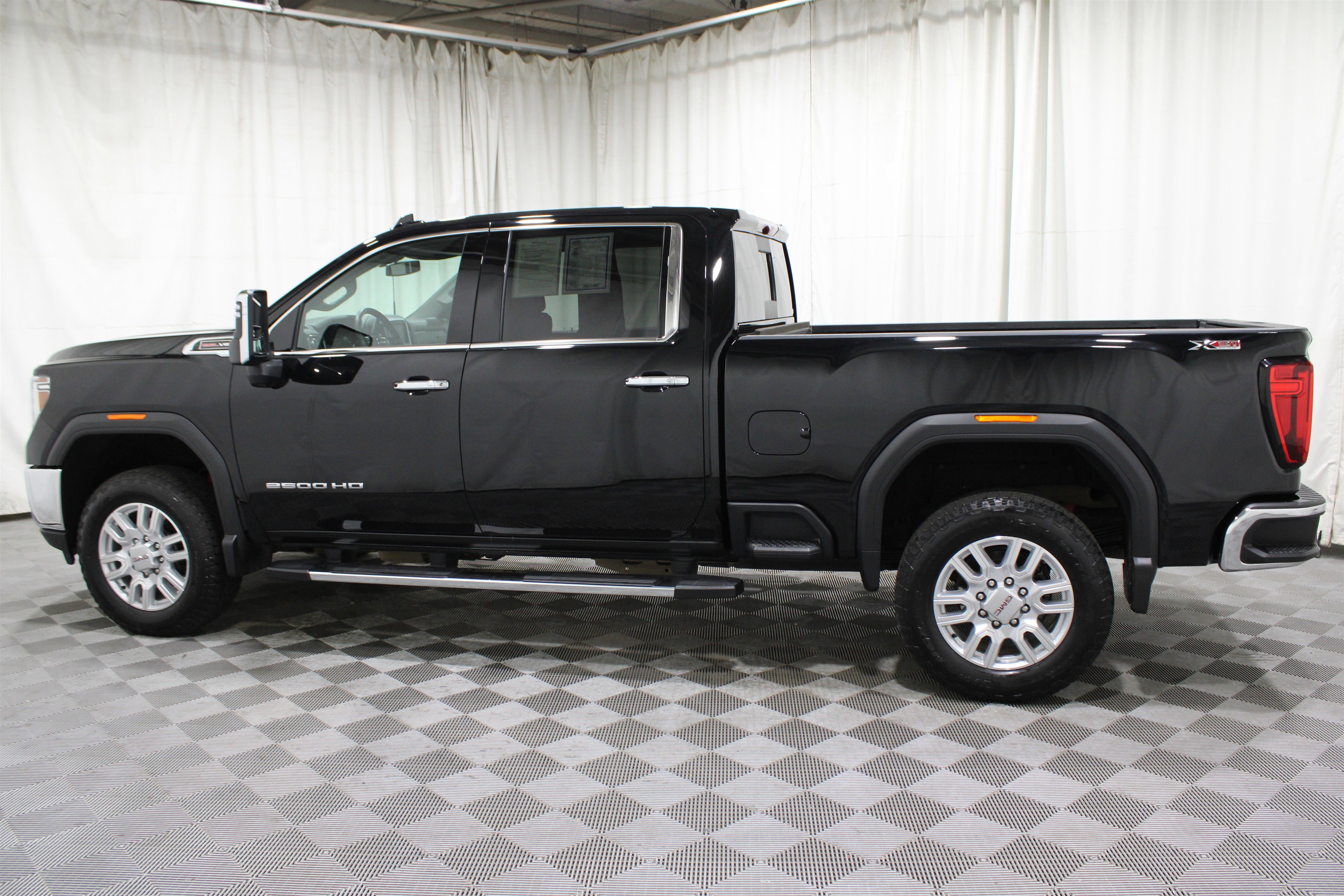 Used 2022 GMC Sierra 2500 SLT w/ SLT Premium Package image 38