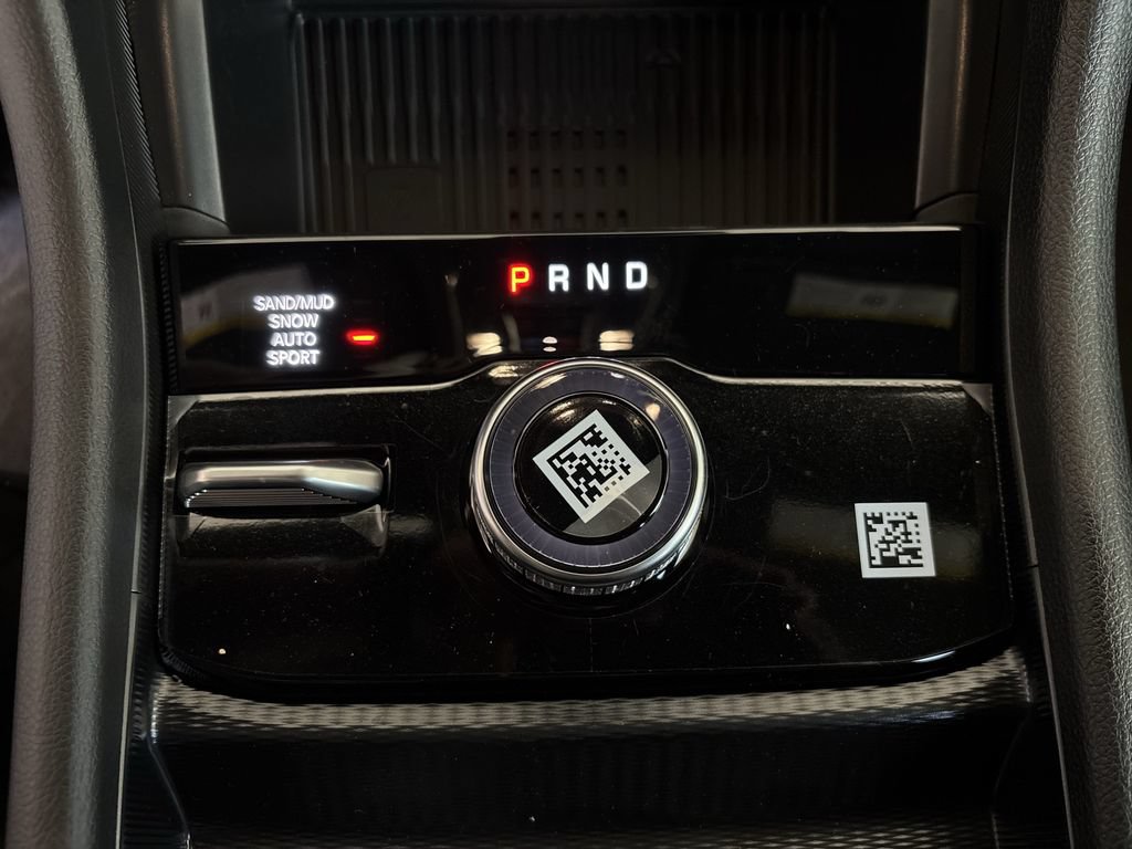 New 2026 Jeep Grand Cherokee Altitude AWD/4WD image 19