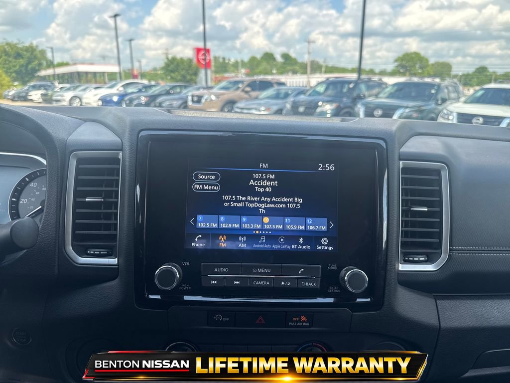 Used 2023 Nissan Frontier SV image 16