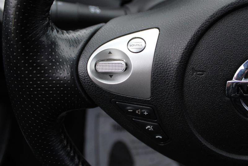 Used 2011 Nissan Juke SL w/ Chrome Pkg image 15