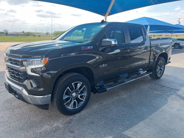 Used 2023 Chevrolet Silverado 1500 LT image 1
