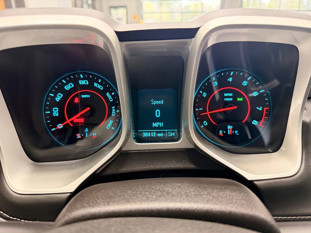 Used 2014 Chevrolet Camaro LS RWD image 21