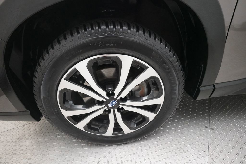 Certified 2023 Subaru Forester Limited AWD/4WD image 29