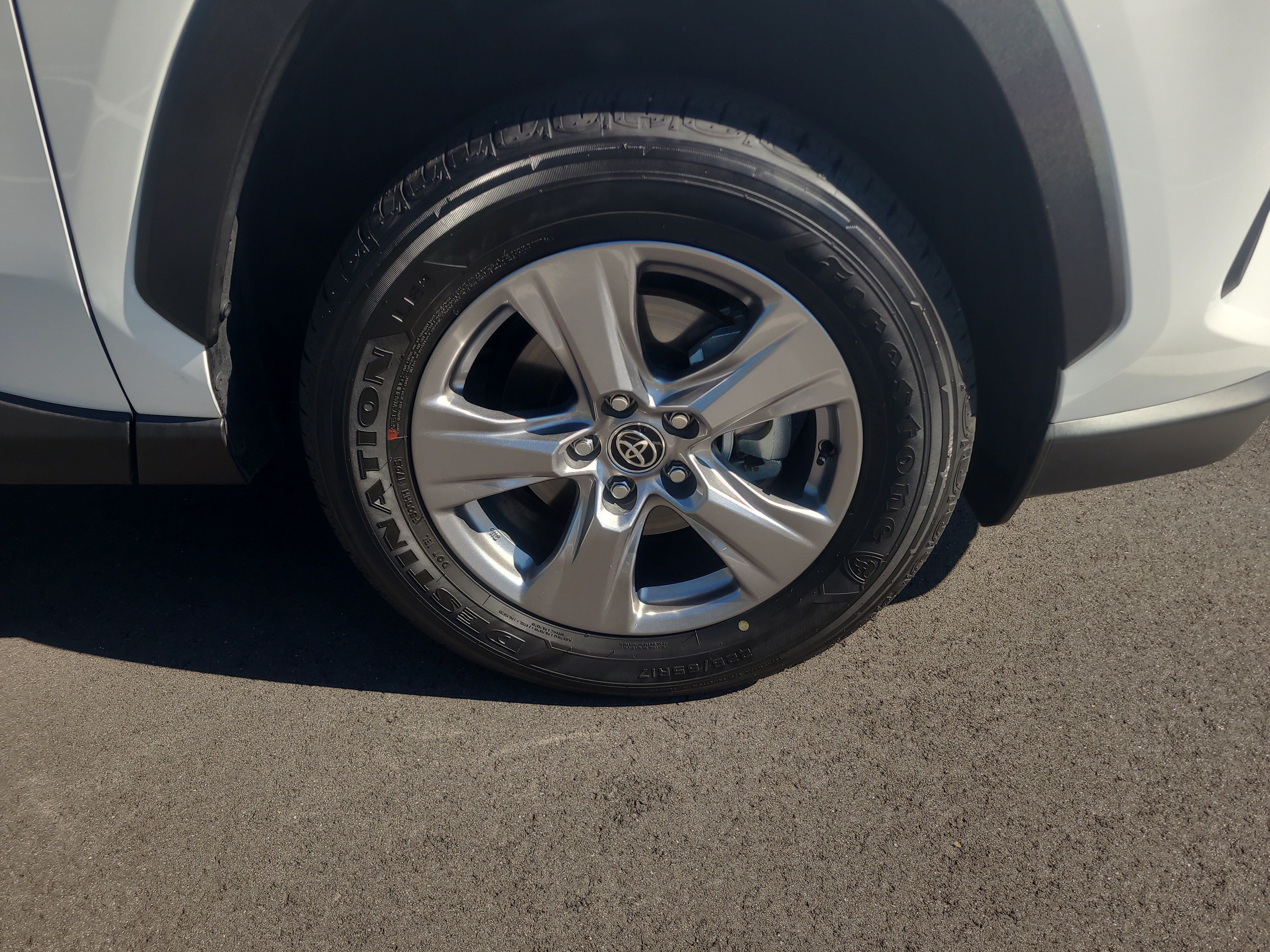 Certified 2025 Toyota RAV4 XLE AWD/4WD image 12