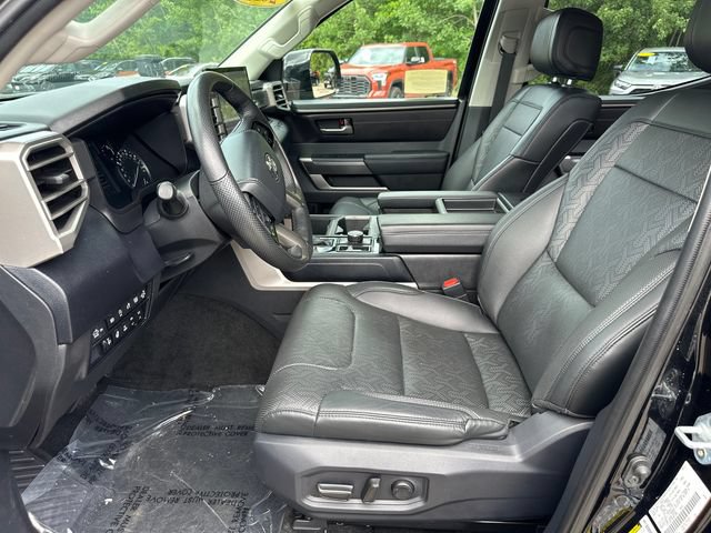 Used 2024 Toyota Tundra SR5 w/ SR5 Premium Package AWD/4WD image 28