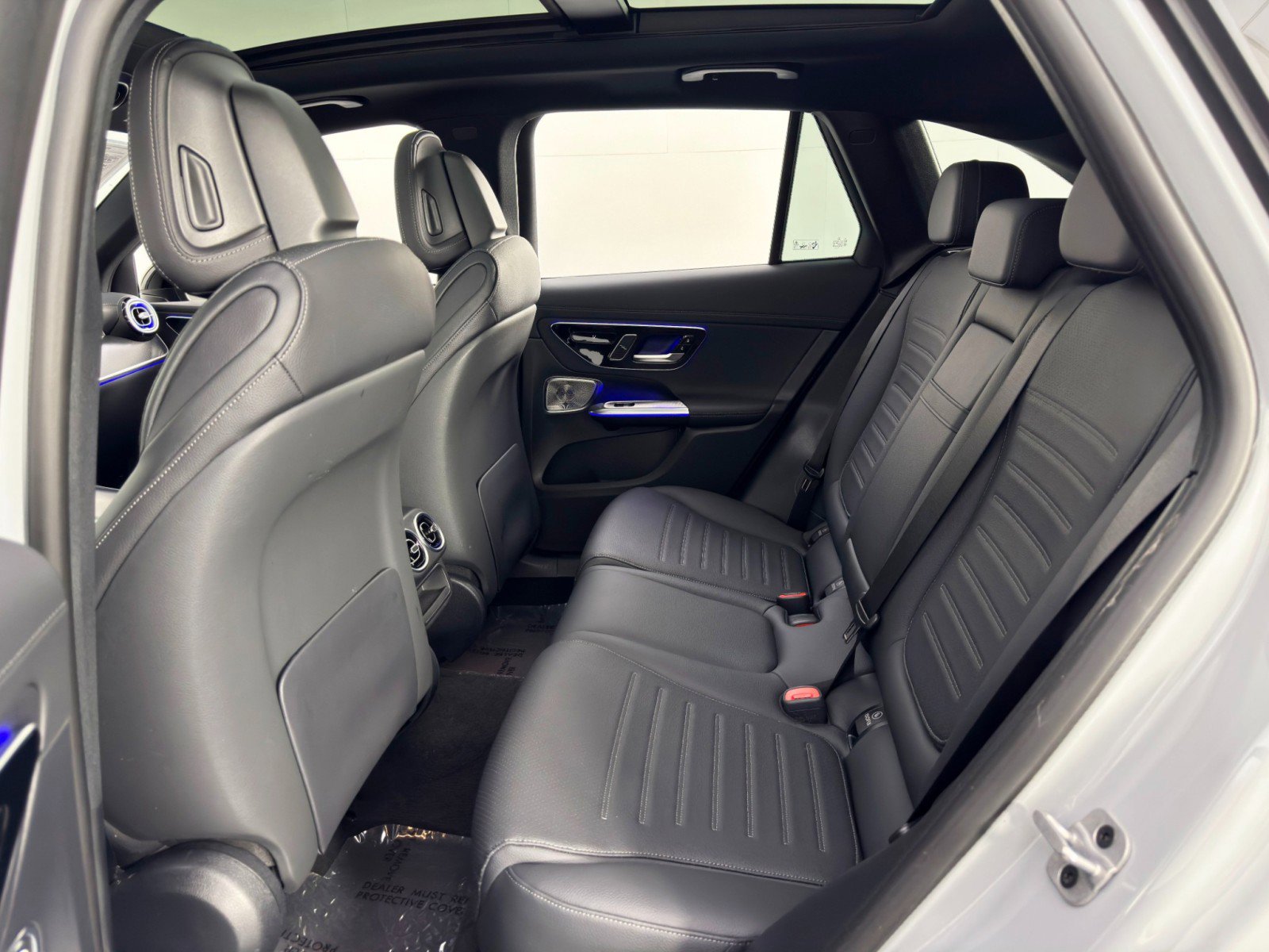 Used 2025 Mercedes-Benz GLC 300 4MATIC w/ AMG Line image 44