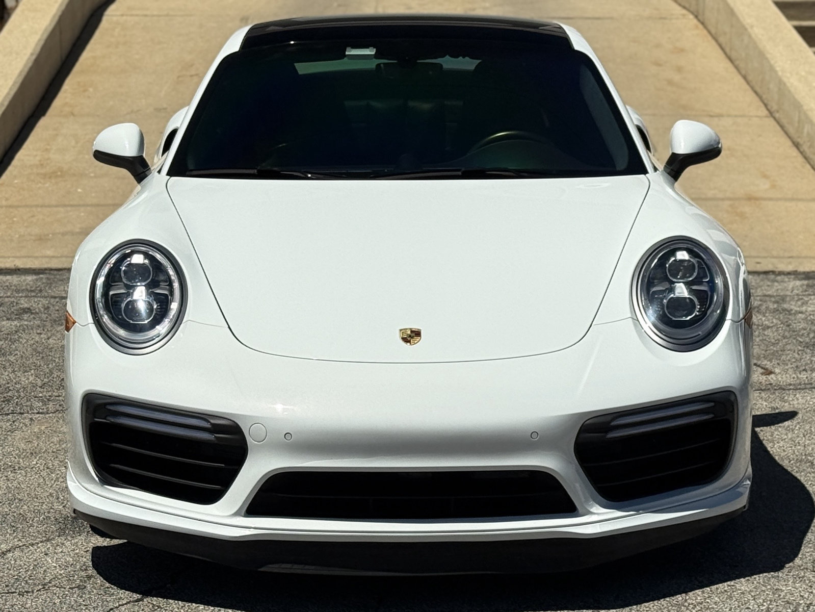 Used 2019 Porsche 911 Turbo AWD/4WD image 2