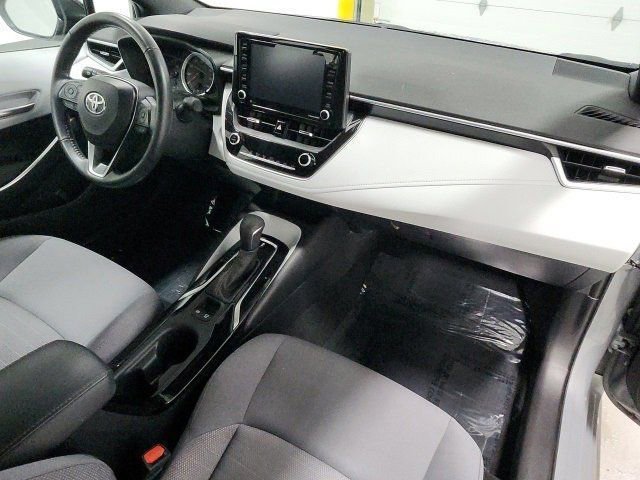 Certified 2022 Toyota Corolla SE w/ Carpet Mat Package (TMS) FWD image 53