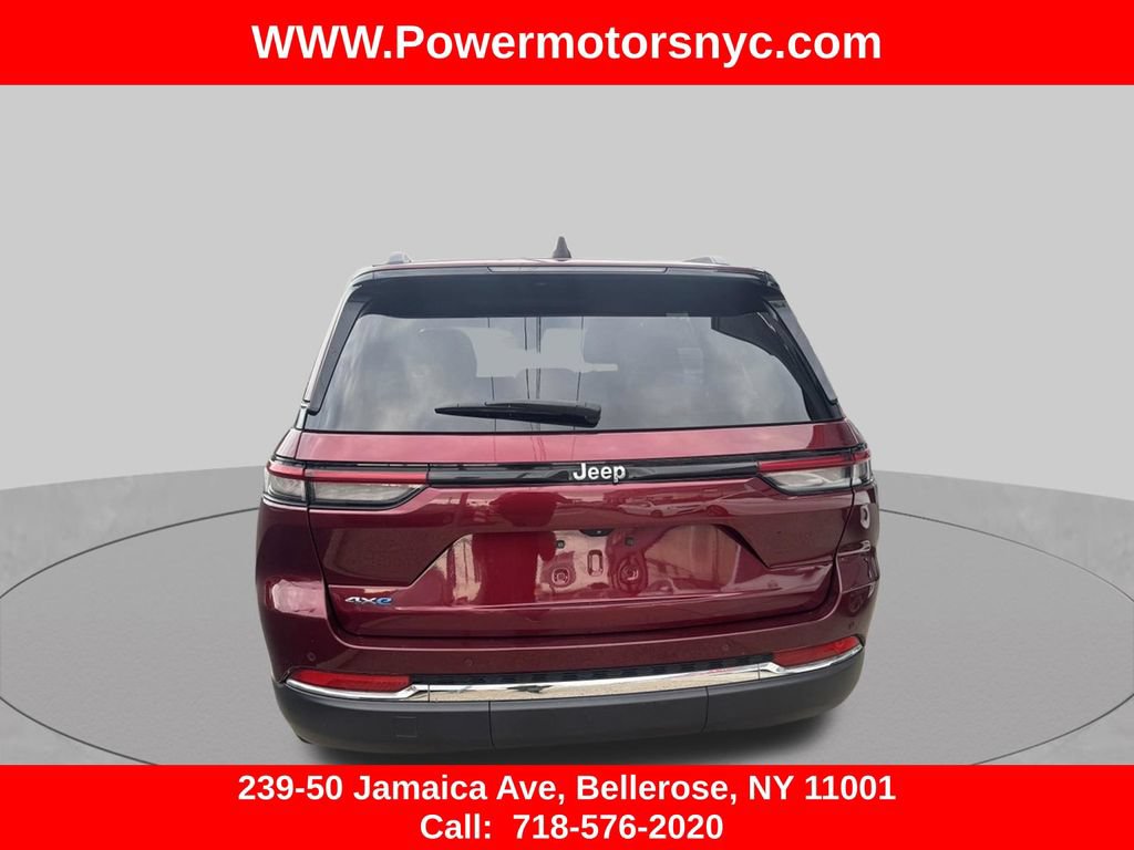 Used 2023 Jeep Grand Cherokee 4WD 4xe image 4