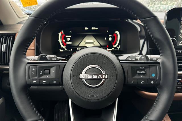 New 2025 Nissan Pathfinder Platinum image 27