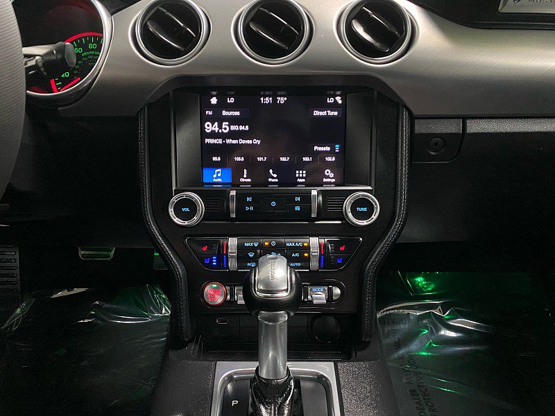 Used 2019 Ford Mustang Premium image 18
