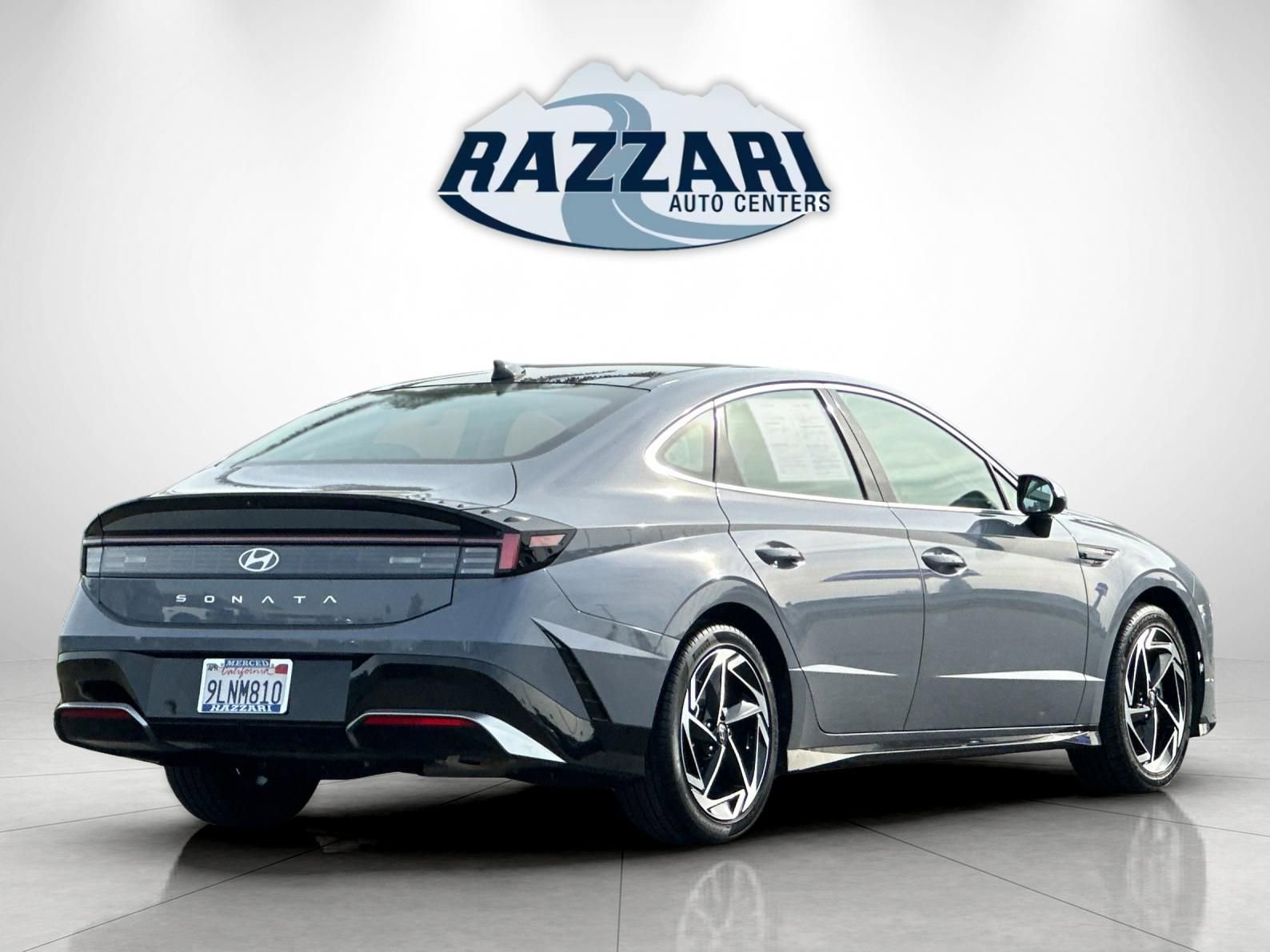 Used 2024 Hyundai Sonata SEL w/ Convenience Package image 3