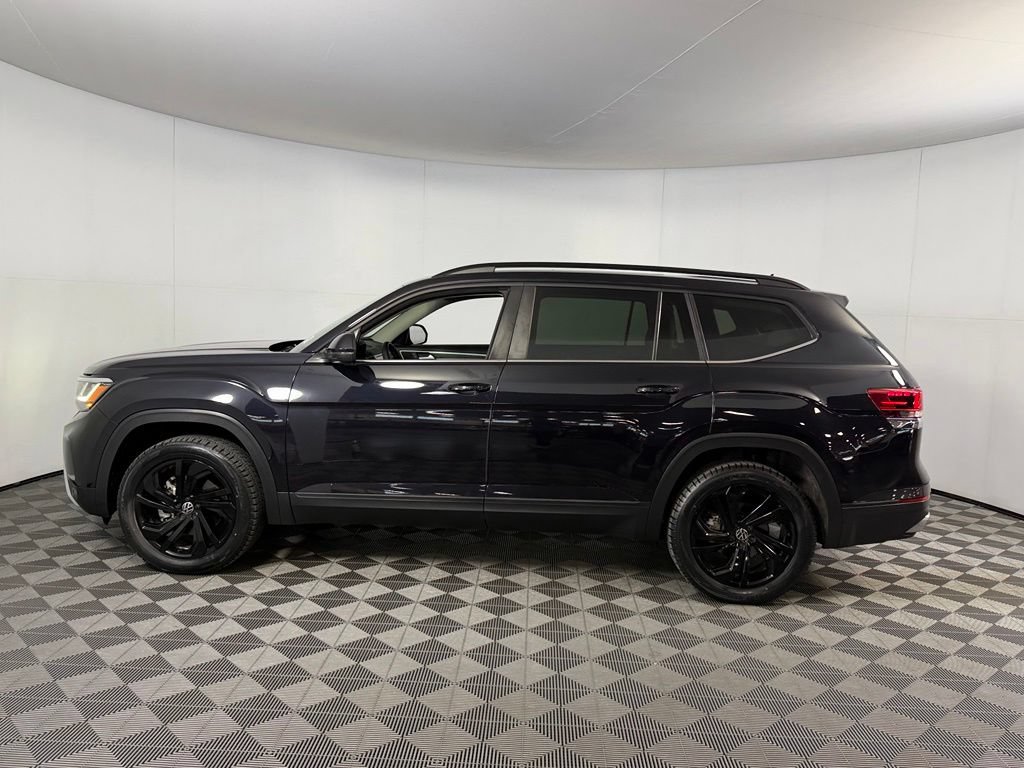 Used 2023 Volkswagen Atlas SE w/ Panoramic Sunroof Package AWD/4WD image 11