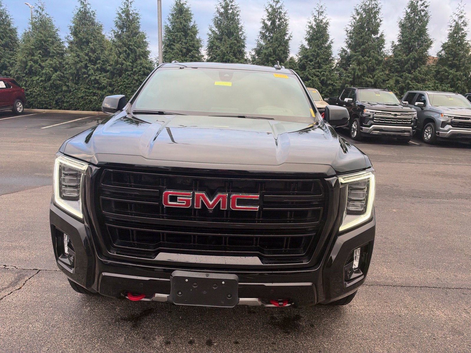 Used 2021 GMC Yukon XL AT4 w/ Rear Media and Nav Package AWD/4WD image 8