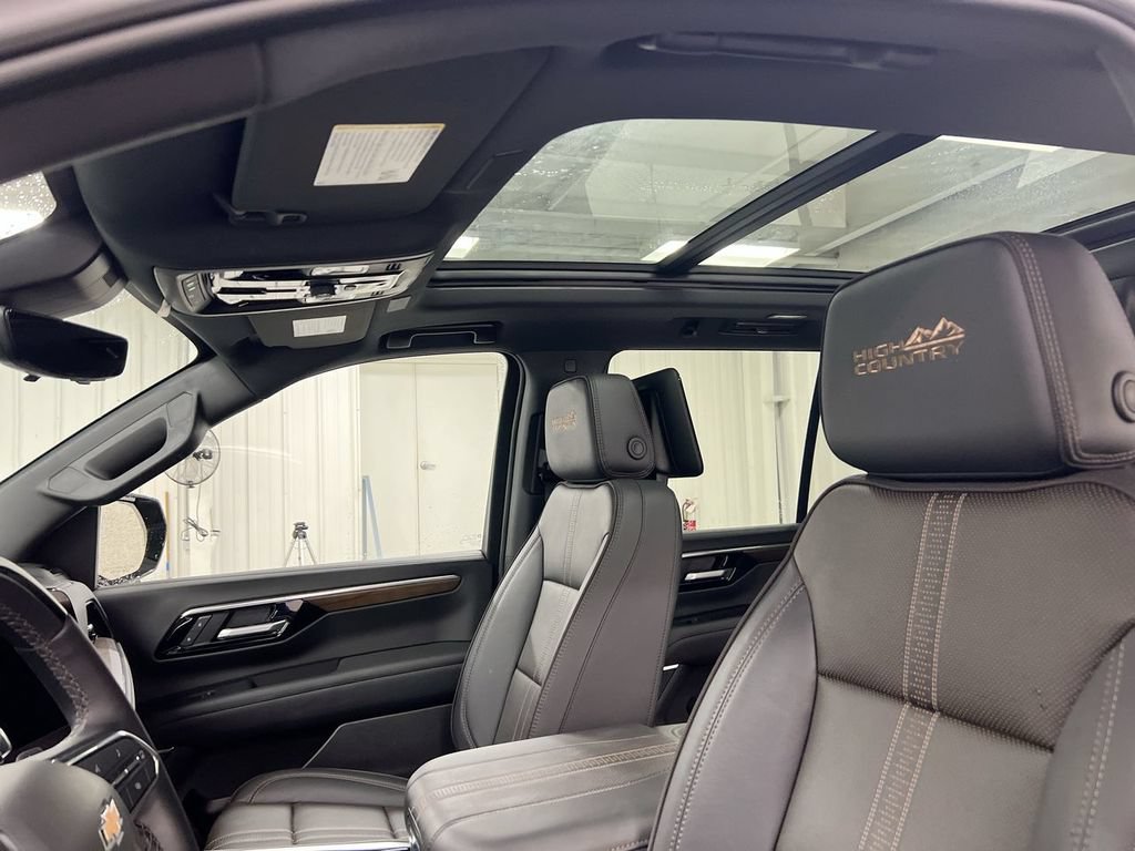 New 2026 Chevrolet Tahoe High Country AWD/4WD image 20