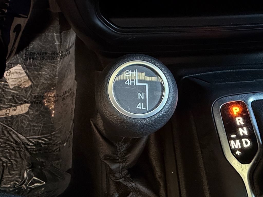 Used 2022 Jeep Wrangler Unlimited Sport AWD/4WD image 19