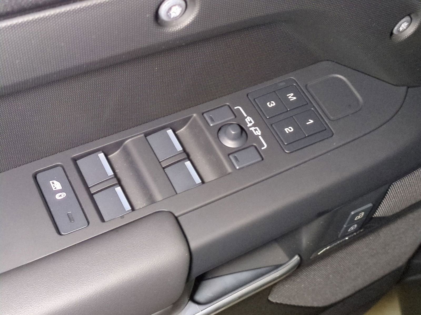 New 2026 Land Rover Defender 130 S image 12