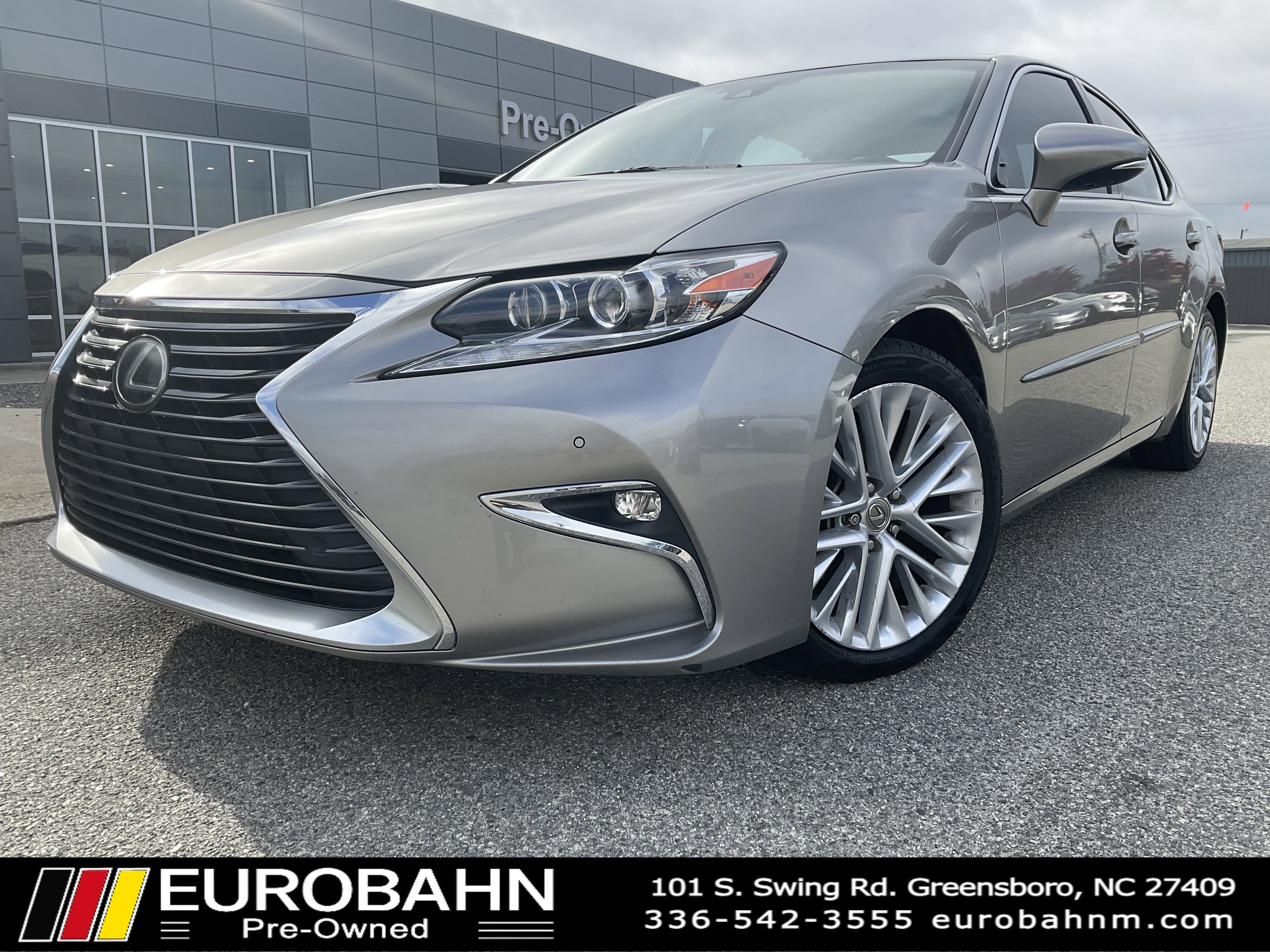 Used 2016 Lexus ES 350 w/ Ultra Luxury Package image 1