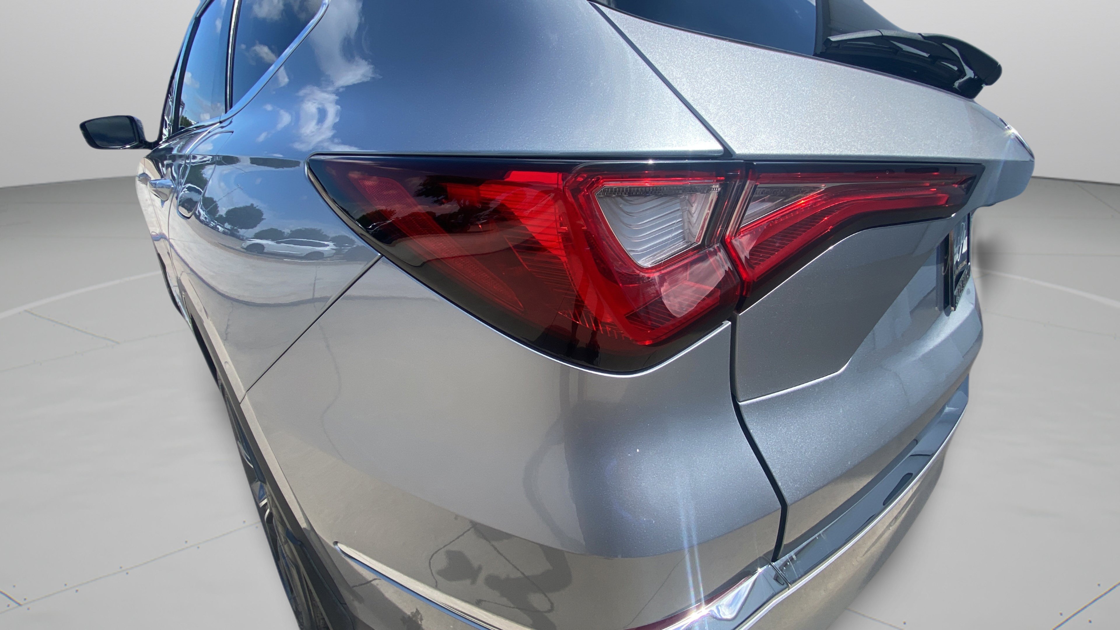 Certified 2023 Acura MDX w/ Technology Package AWD/4WD image 31
