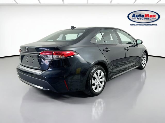 Used 2021 Toyota Corolla LE FWD image 2
