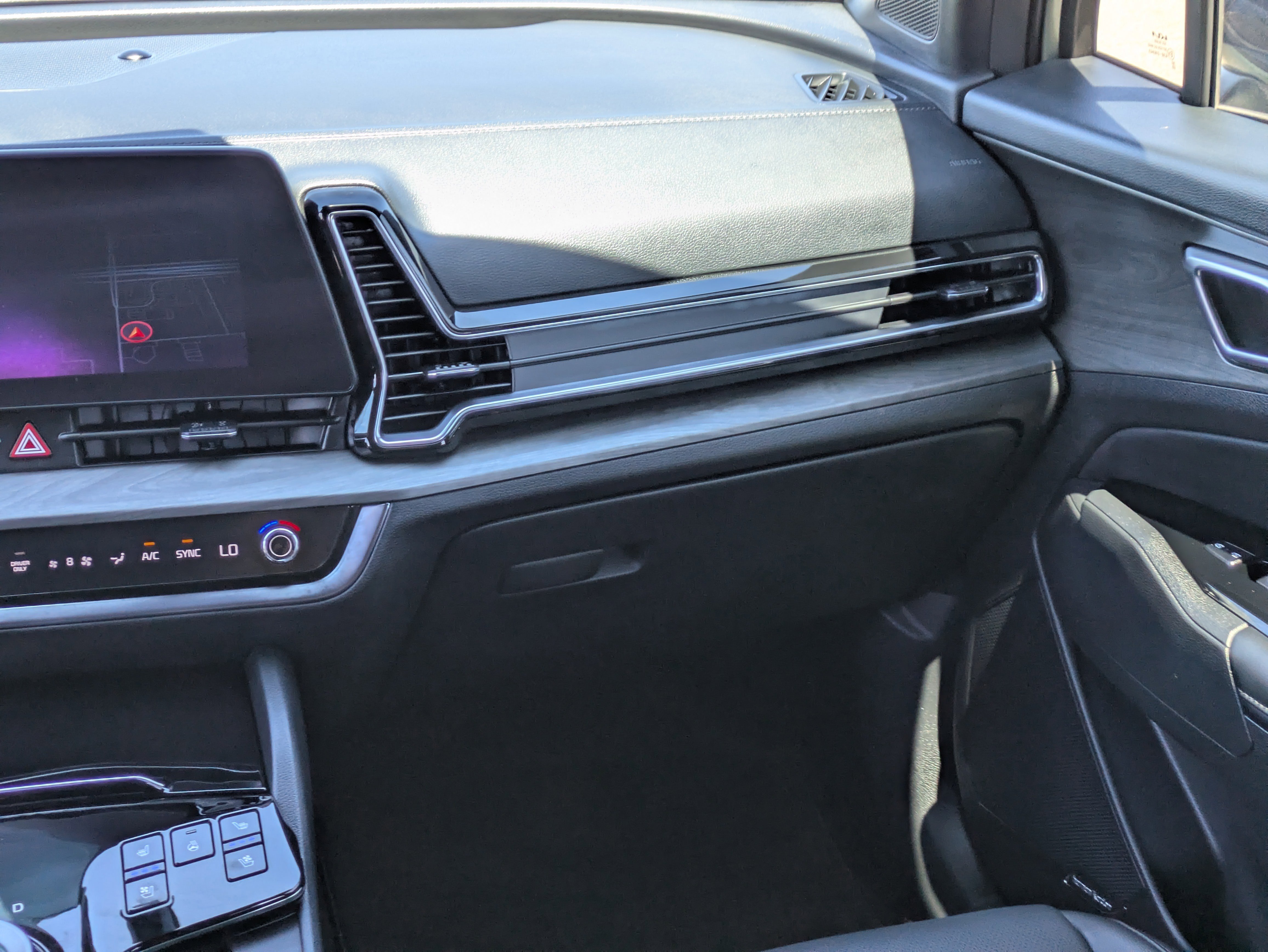 Certified 2025 Kia Sportage X-Line Prestige image 18