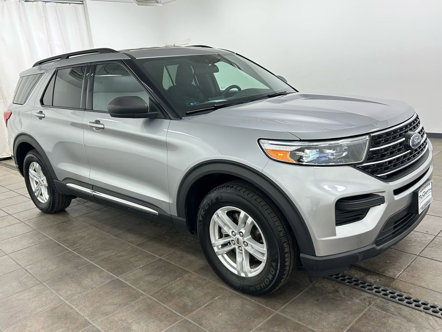 Used 2020 Ford Explorer XLT image 6