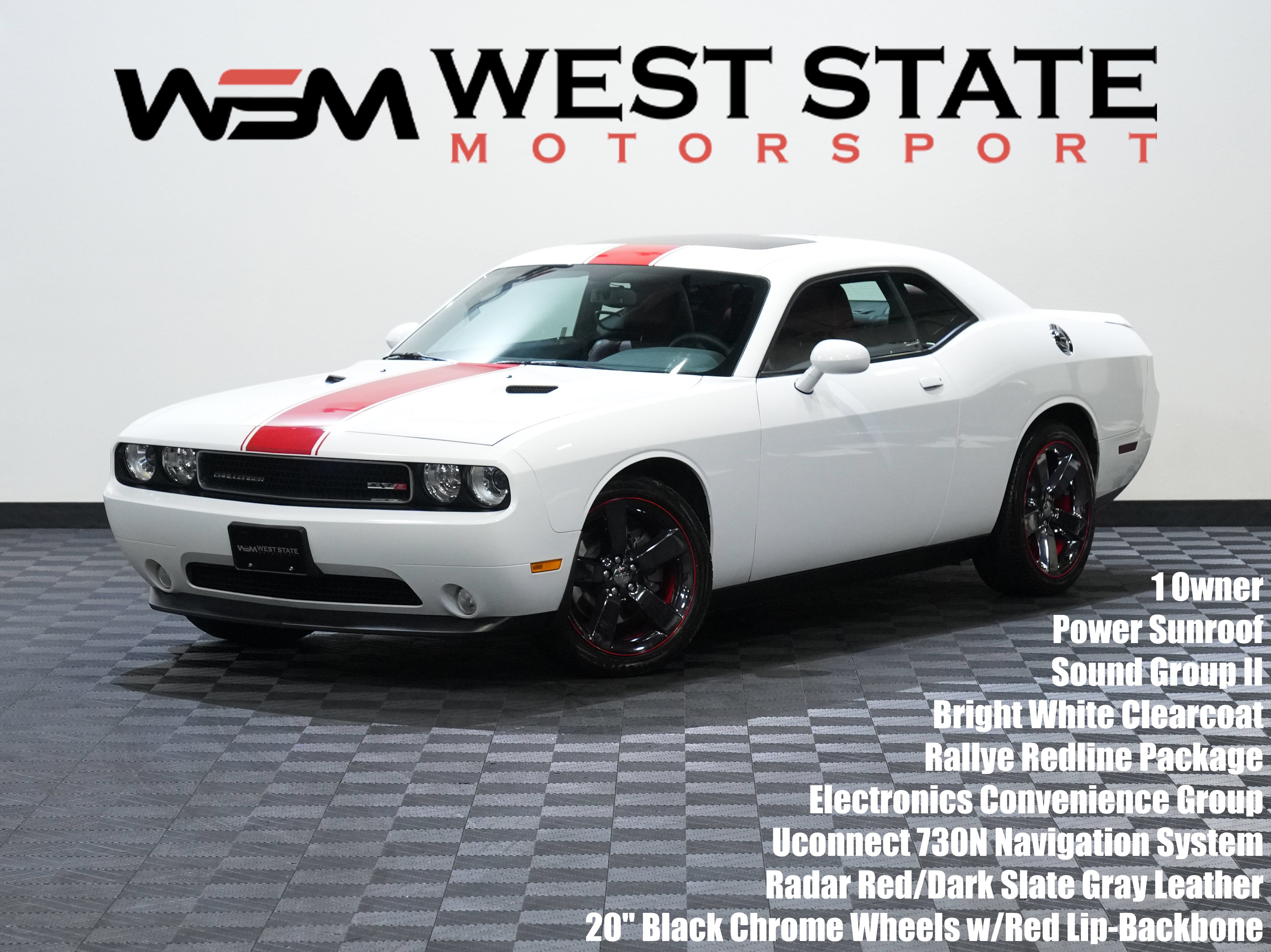 Used 2014 Dodge Challenger SXT RWD image 1