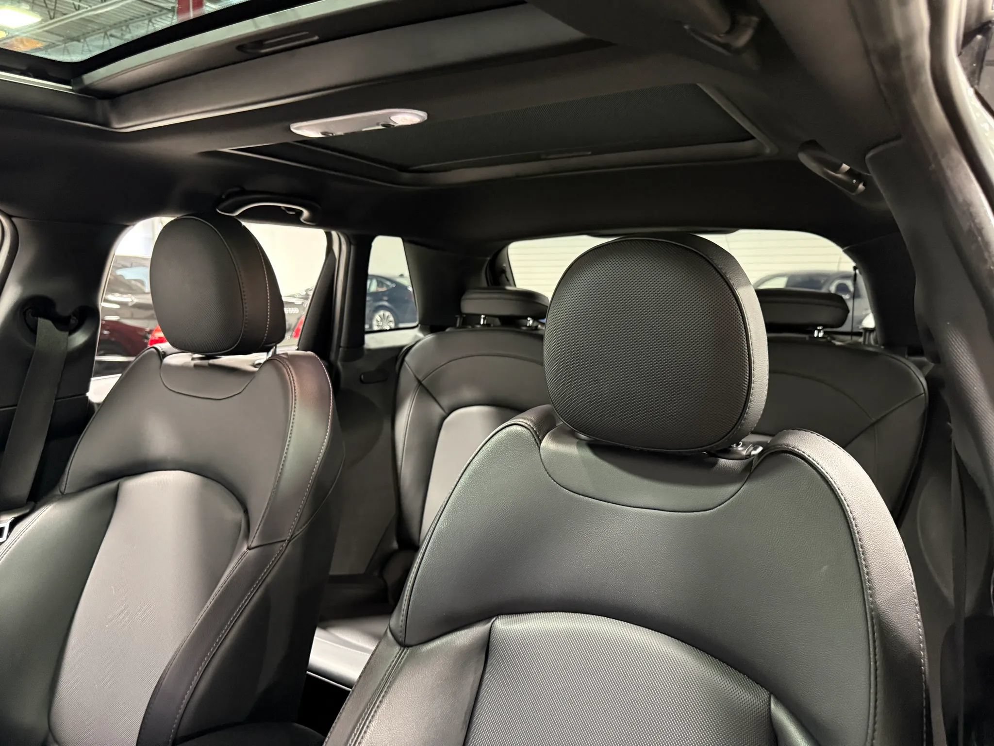 Used 2019 MINI Cooper S w/ Signature Upholstery Package FWD image 17