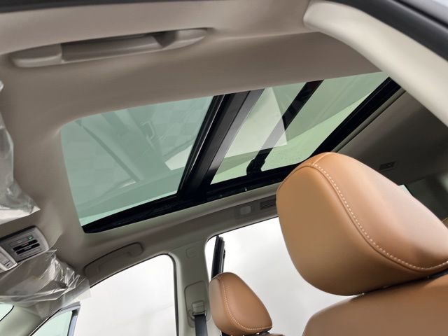 New 2026 Nissan Pathfinder Platinum image 33