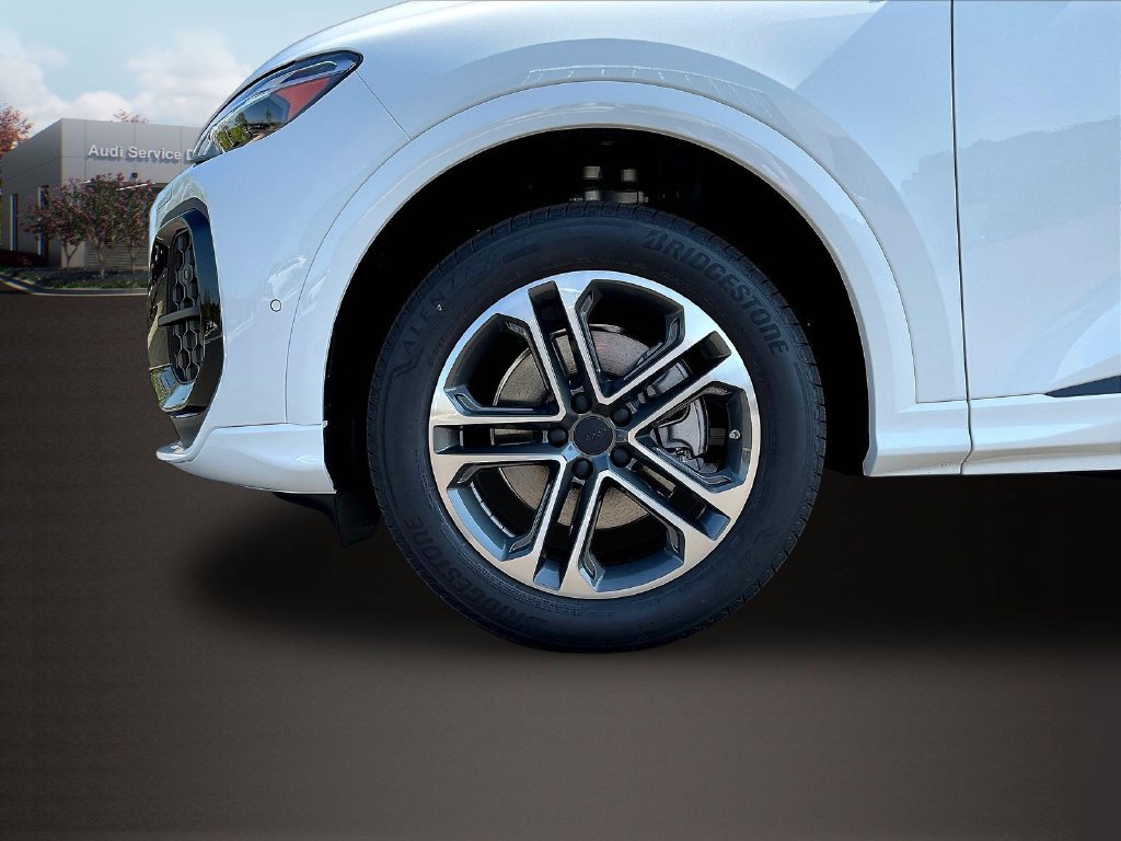 New 2026 Audi Q5 2.0T AWD/4WD image 13