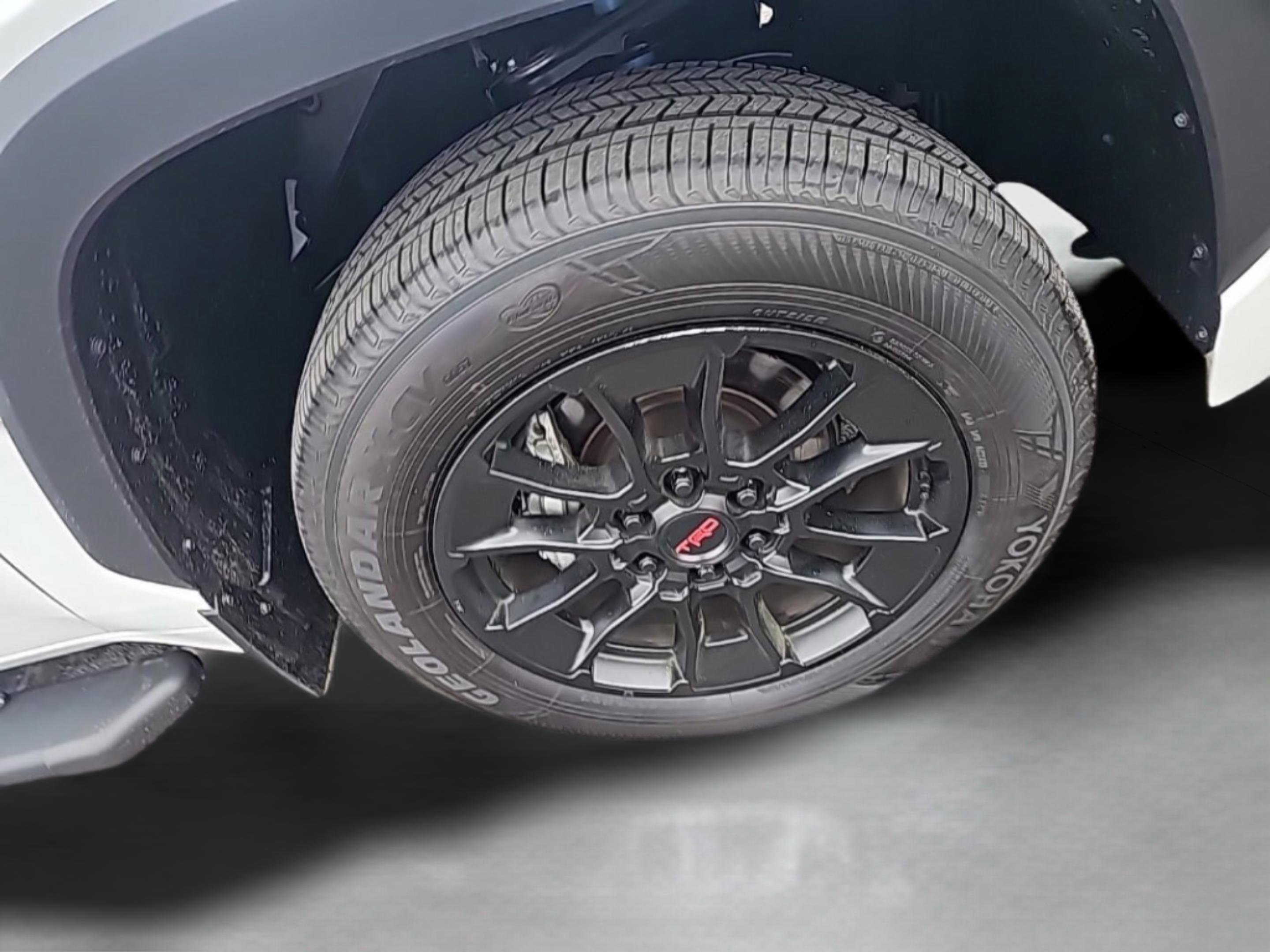 Used 2025 Toyota Tundra Limited w/ TRD Off-Road Package image 29