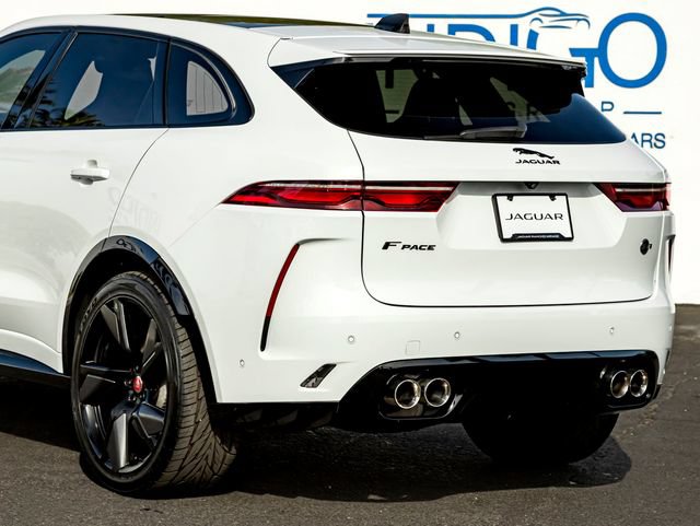 Used 2022 Jaguar F-PACE SVR AWD/4WD image 10