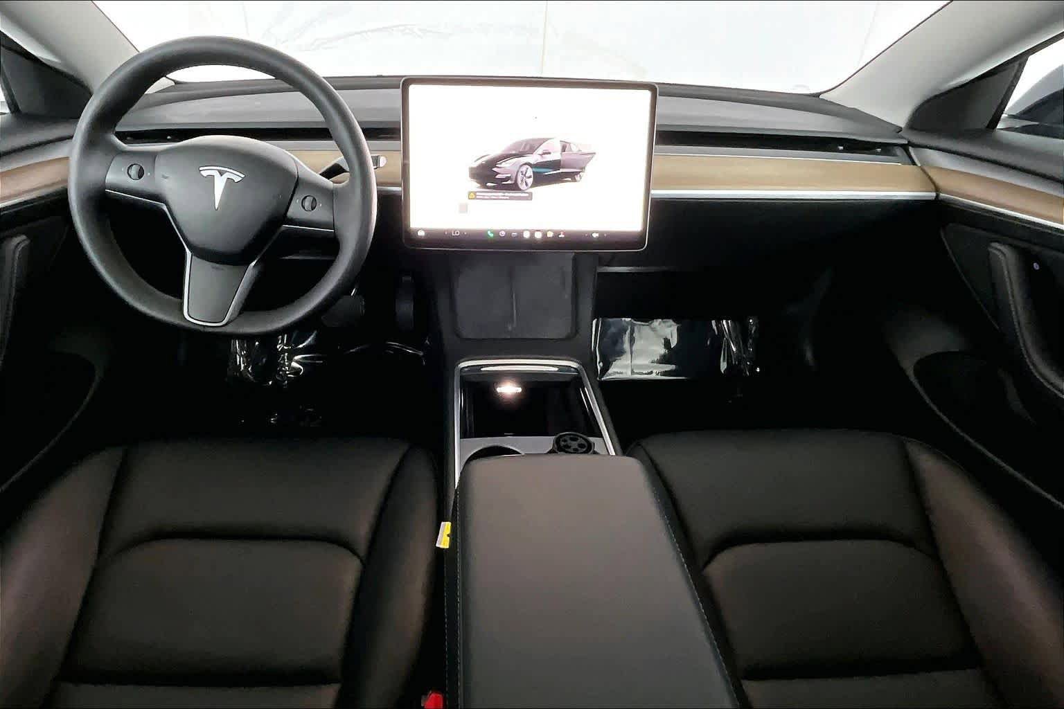 Used 2023 Tesla Model 3 Standard Range RWD image 14