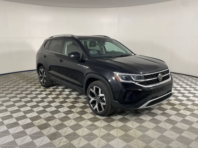 Used 2023 Volkswagen Taos SEL AWD/4WD image 25