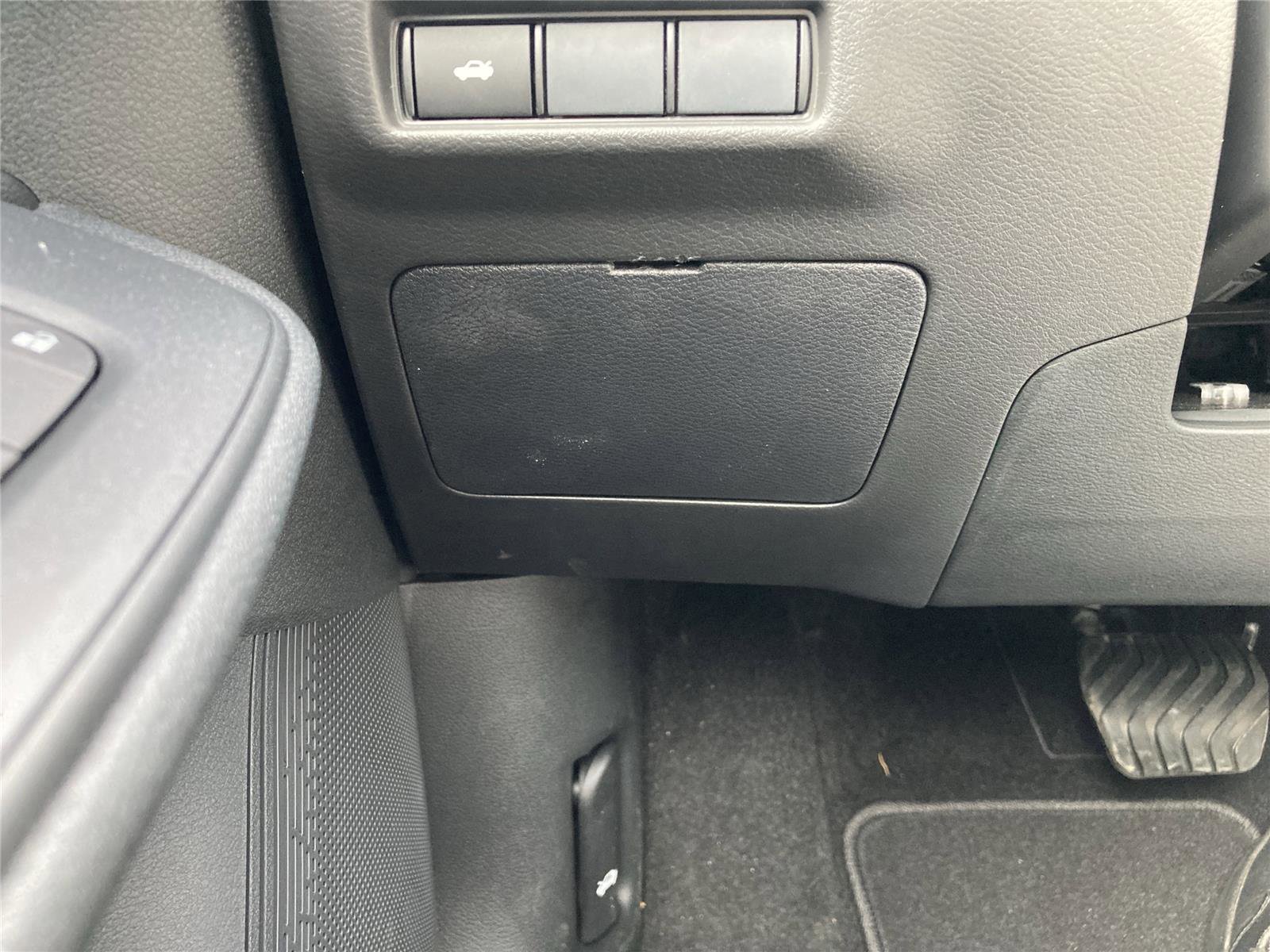 New 2026 Nissan Sentra SV w/ Floor Mat Package image 19