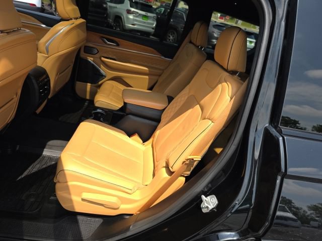 Used 2021 Jeep Grand Cherokee L Summit AWD/4WD image 42