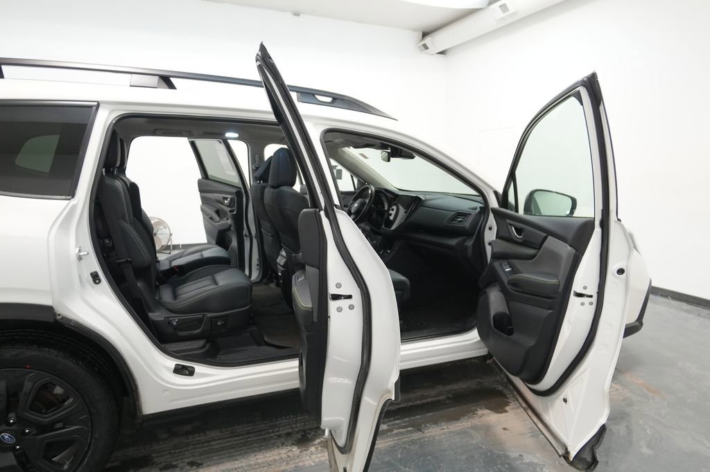 Used 2024 Subaru Ascent Onyx Edition image 33