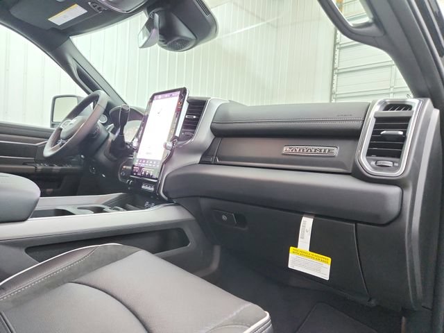 New 2026 RAM 2500 Laramie AWD/4WD image 46