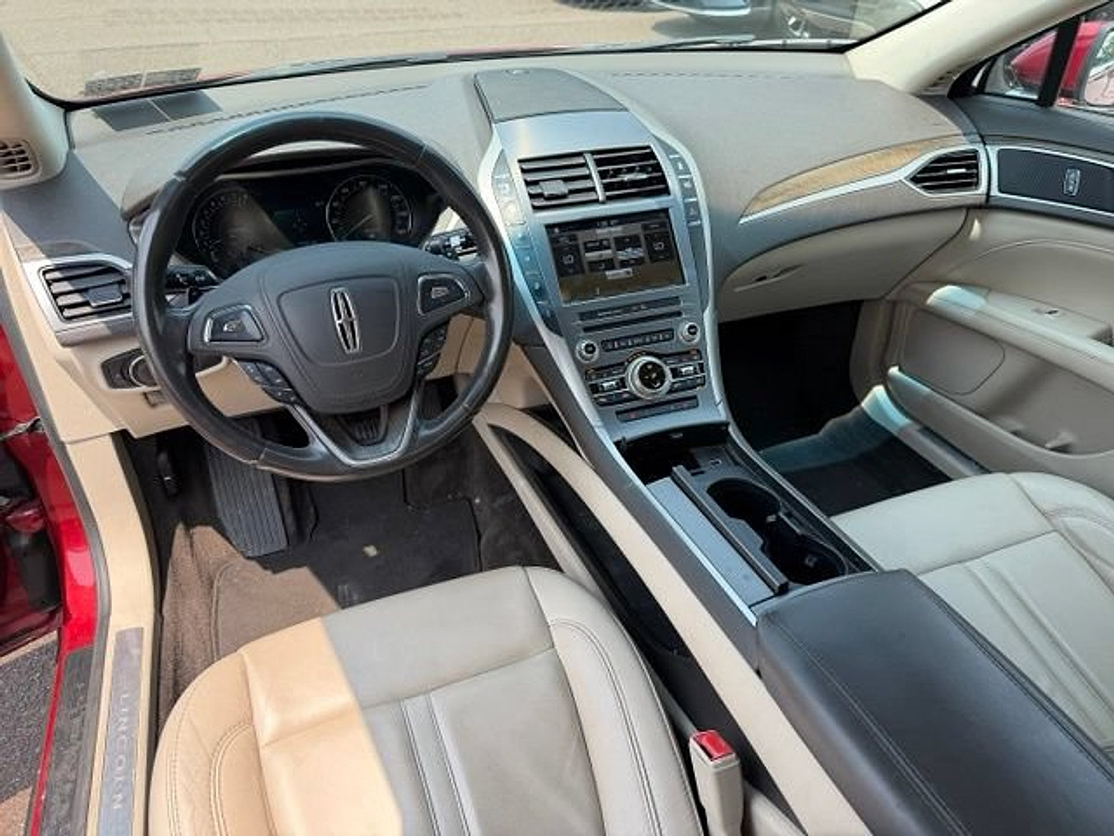 Used 2017 Lincoln MKZ Select FWD image 13