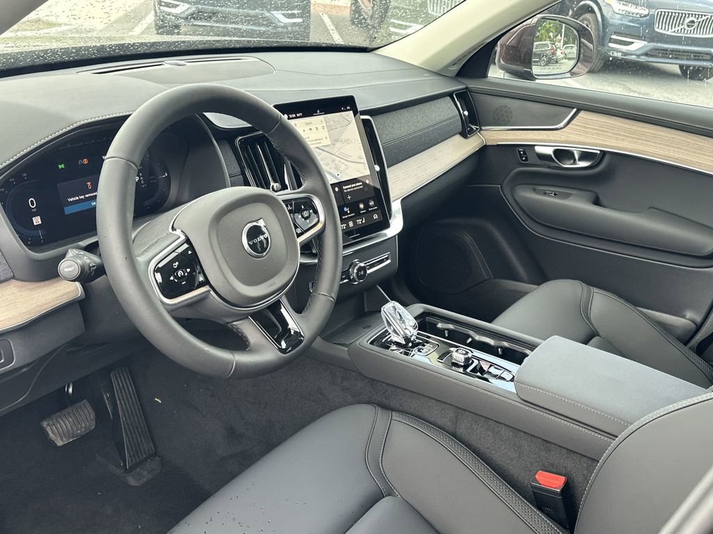 New 2025 Volvo XC90 T8 Plus w/ Protection Package image 12