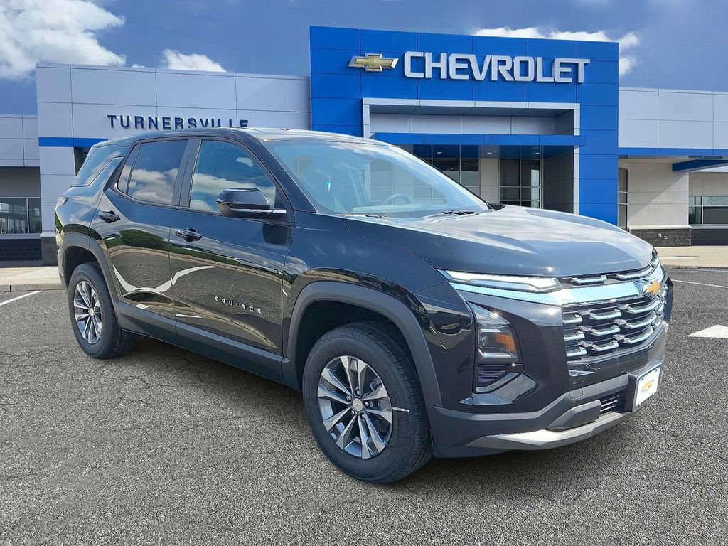 New 2027 Chevrolet Equinox LT FWD image 2