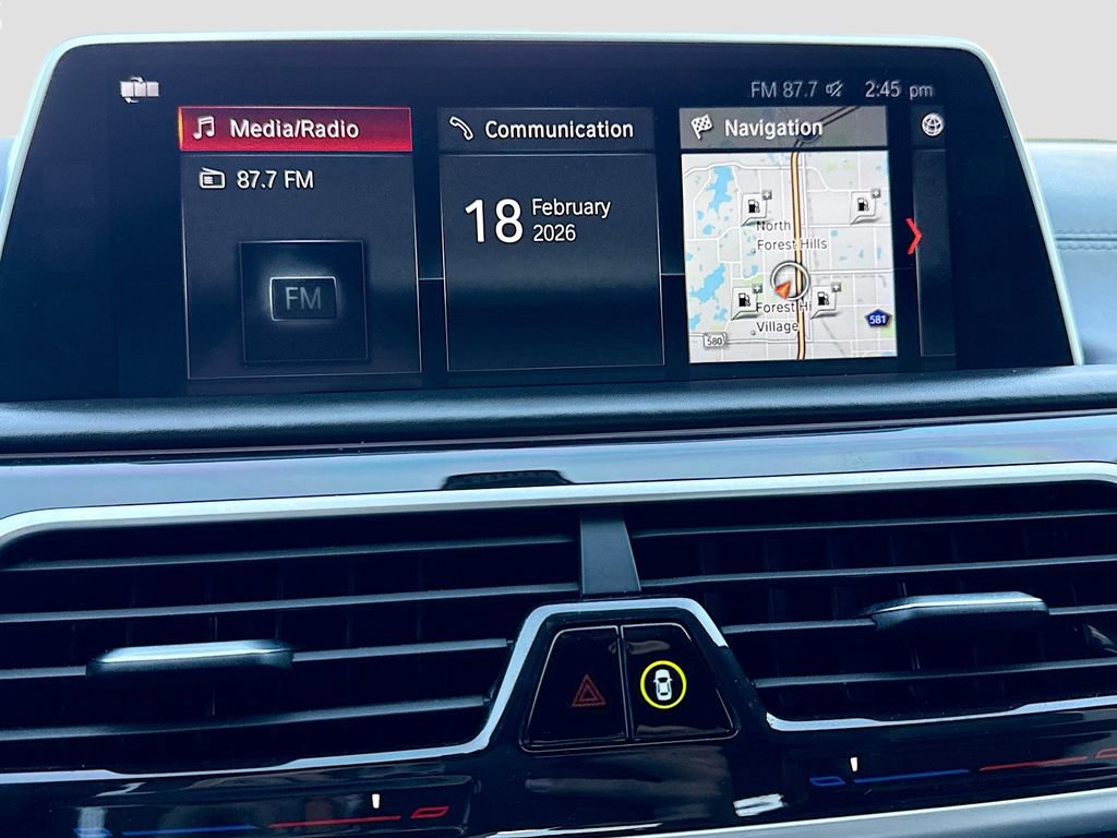 Used 2018 BMW M760i xDrive image 30