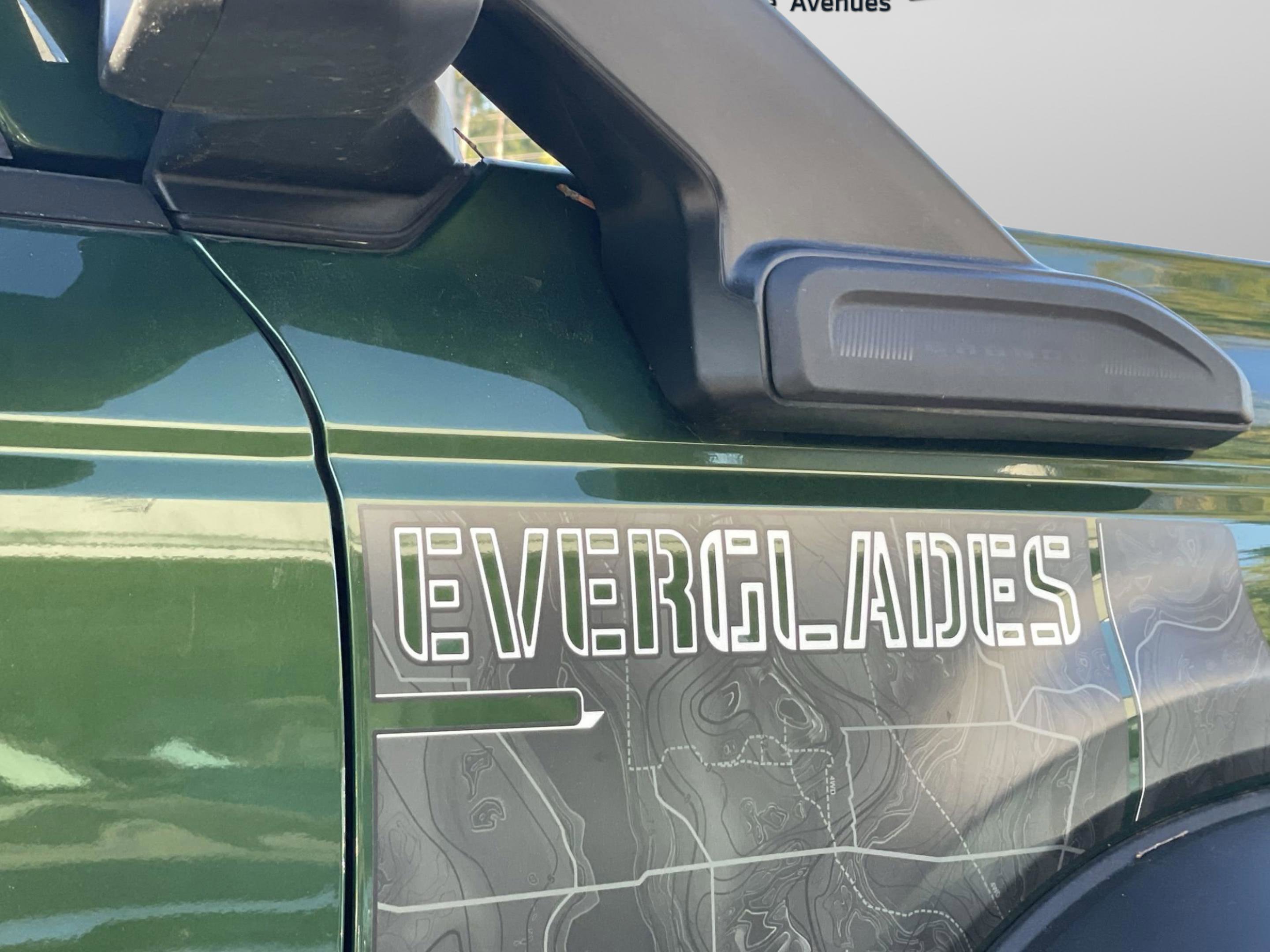 Used 2024 Ford Bronco Everglades image 7