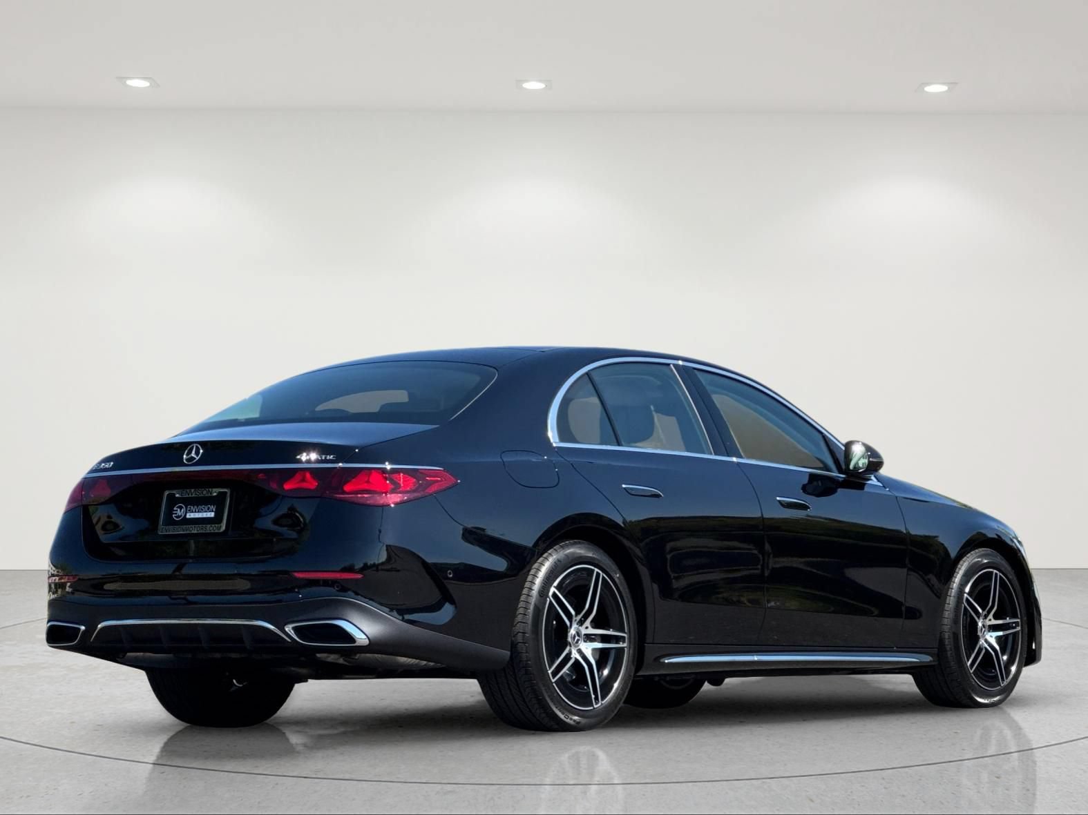 New 2027 Mercedes-Benz E 350 4MATIC Sedan image 5