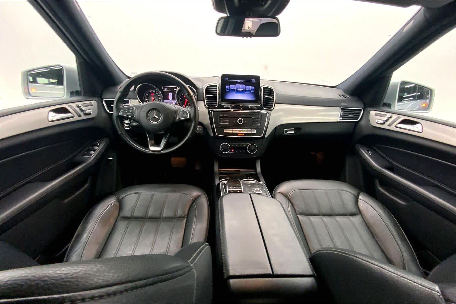 Used 2019 Mercedes-Benz GLS 450 4MATIC image 18