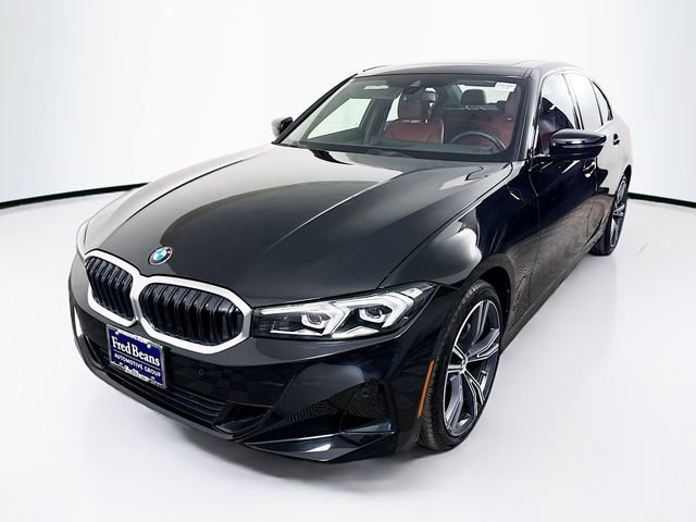 Used 2023 BMW 330i xDrive 330i xDrive w/ Driving Assistance Package image 3