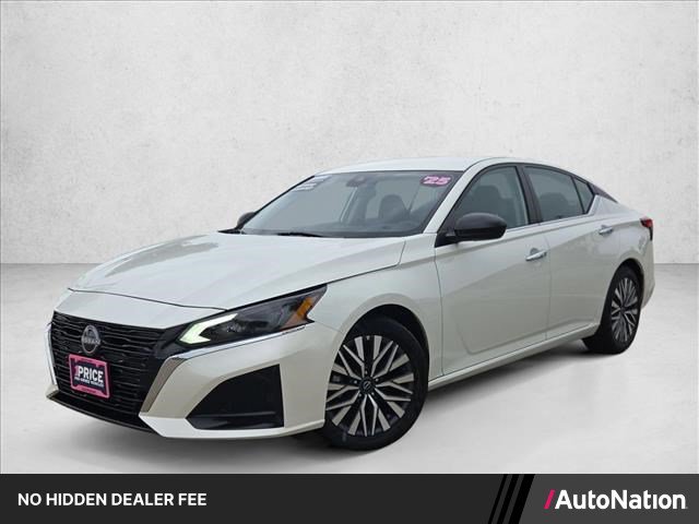 Used 2025 Nissan Altima 2.5 SV