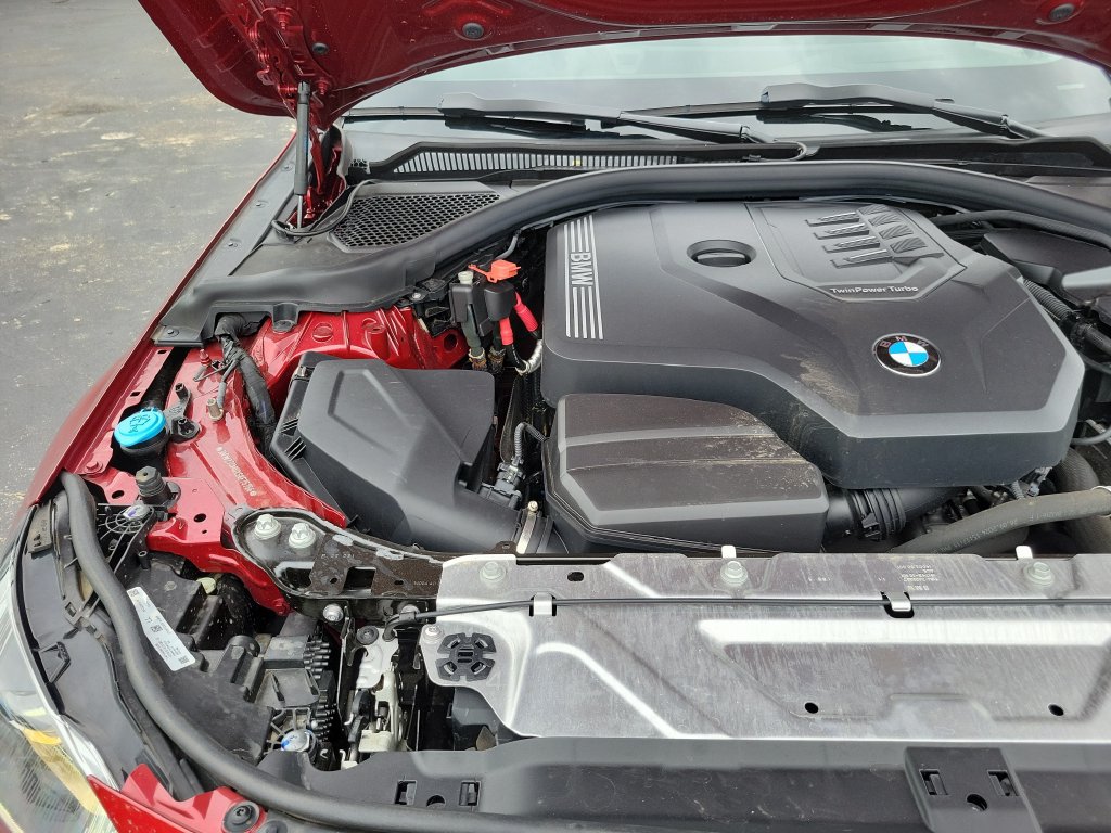 Used 2025 BMW 230i Coupe w/ Premium Package RWD image 32