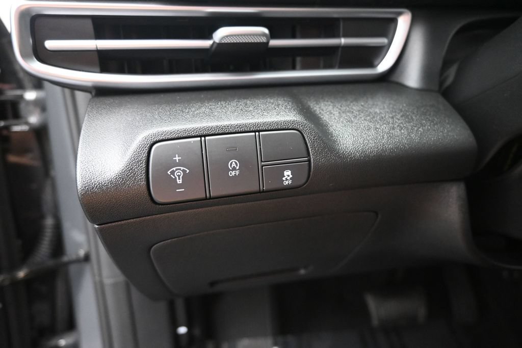 Used 2025 Hyundai Elantra SE FWD image 22